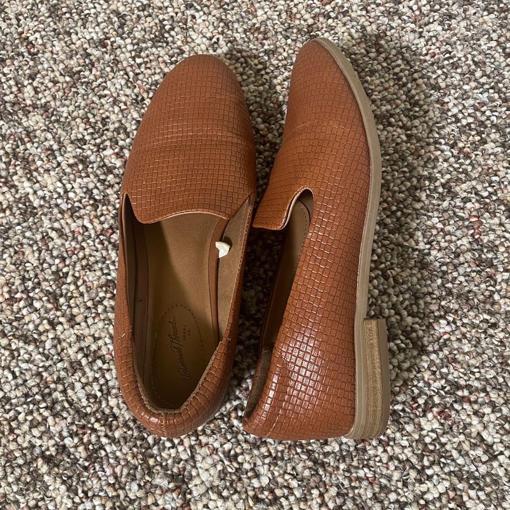 Universal Thread Textured Loafers, size 6, brown